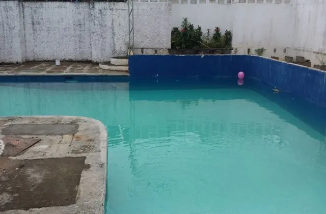 Hotel La Cascada piscina